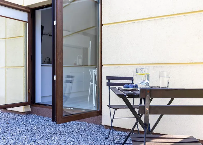 Plumtree Holiday Apartment